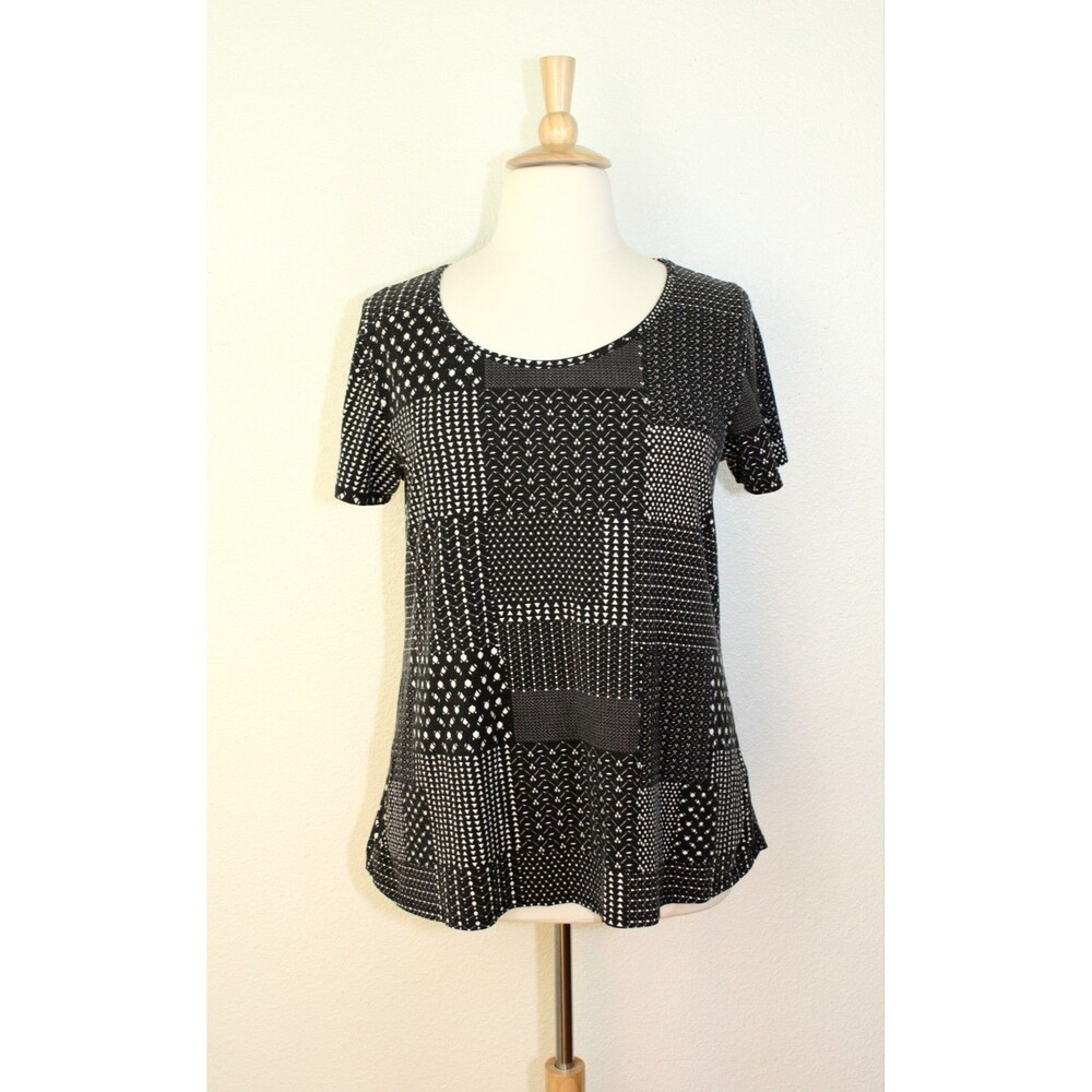 Normcore LULAROE IRMA Knit Tunic Top Plus 2XL Hi-Low SS Black White Op Art #02